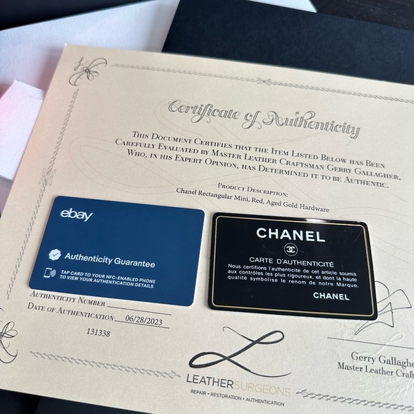 CHANEL Red Rectangular Mini - Picture 2 of 11